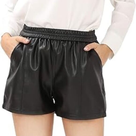 Belisy Black Faux Leather Shorts Elastic Waist Pockets Wrnkle Resistant Sz Large - Picture 1 of 9
